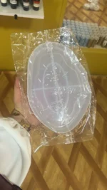 طبق بيضاوي عشوائي