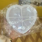 صينيه قلب بحافه منقوشه